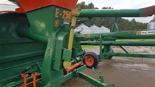 Richiger Grain Bag  Outloader For Sale