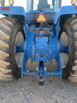 New Holland 9282 4WD Tractor with PTO