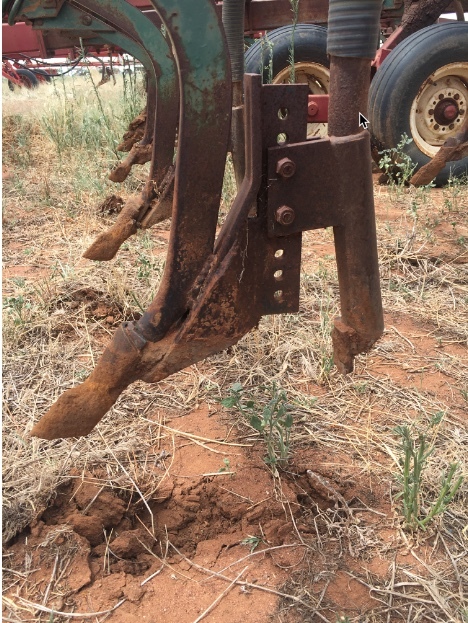 Case Airseeder and Alfarm a550 Aircart