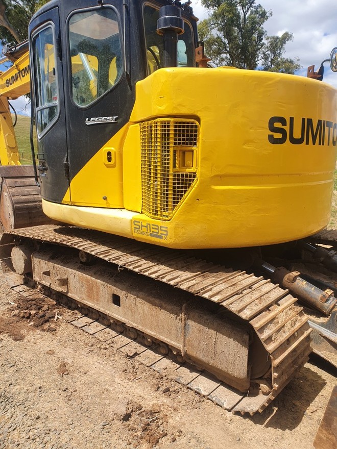 Sumitomo 13.5 ton SH 135 X Excavator