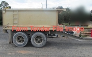 Henry Hope Pig Trailer