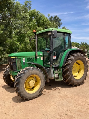 John Deere 6210 4WD Tractor