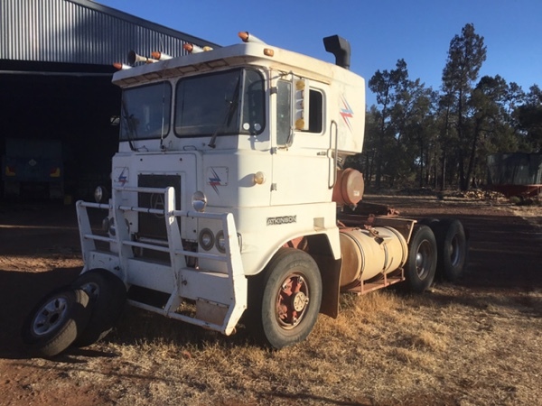 Truck