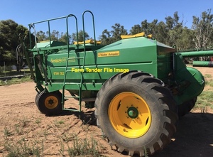 WANTED Air Seeder 4000-6500L Tow between (Simplicity, Horwood, or Gason)