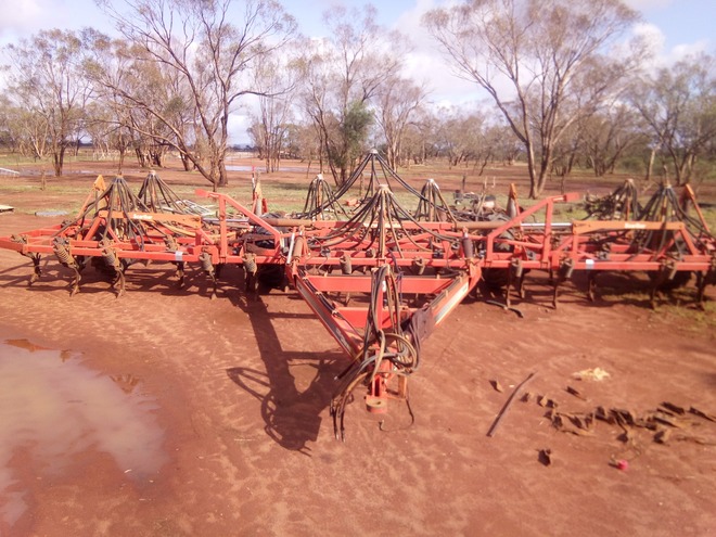 Under Auction - (A154)  2001 Horwood Bagshaw Scaribar 