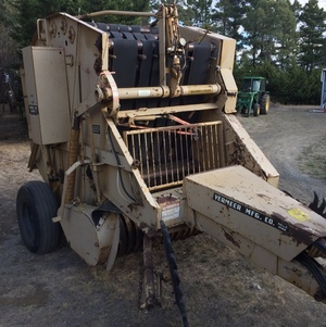 Vermeer 504 Super F Round Baler