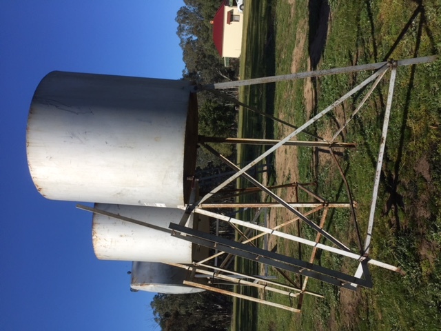  2 X 1500 L Diesel Tanks