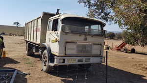 1976 International  Acco 1830a  Tipper