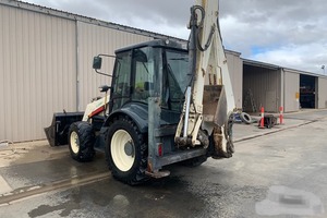 TEREX 820 BACKHOE