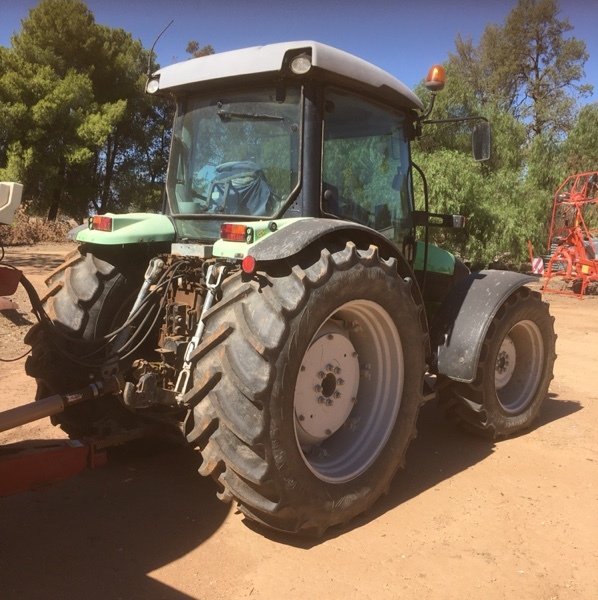 Deutz fahr 420 tractor
