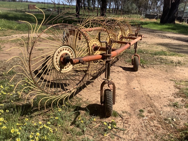 5 reel hay rake