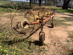 5 reel hay rake
