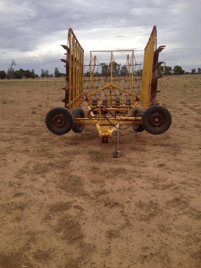 Coolamon 15 Leaf Hydraulic Harrows
