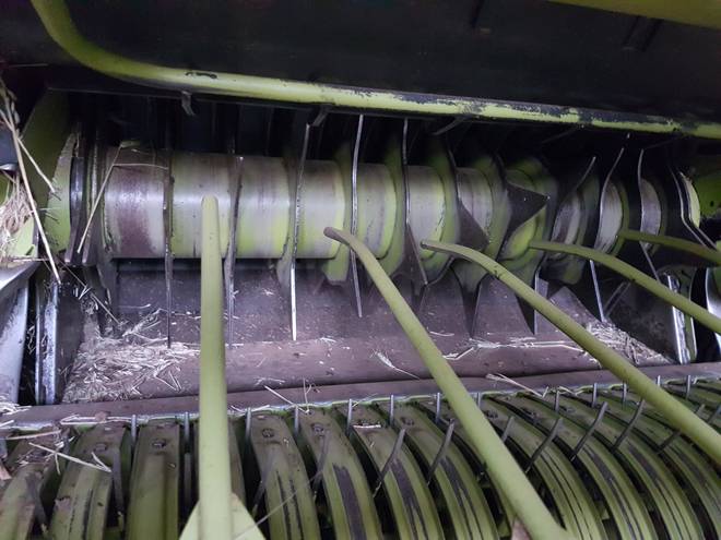 Claas V260 Round Baler 