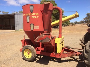 New Holland 353 Grinder Mixer