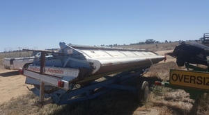 John Deere 9600  4WD Header with Shelbourne Reynolds Stripper front 20 ft