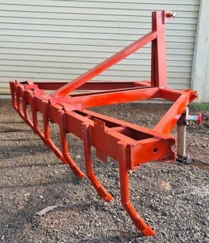 Tractor Plough 8ft (2.4m) 8-Tyne With Jockey Stand