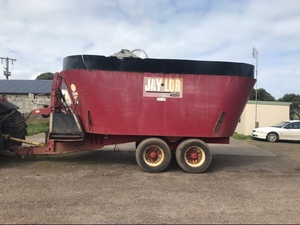 JAY LOW Mixer wagon