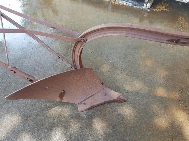 John Deere Single Furrow Horse Drawn Plow -This is a Unique Piece of history 