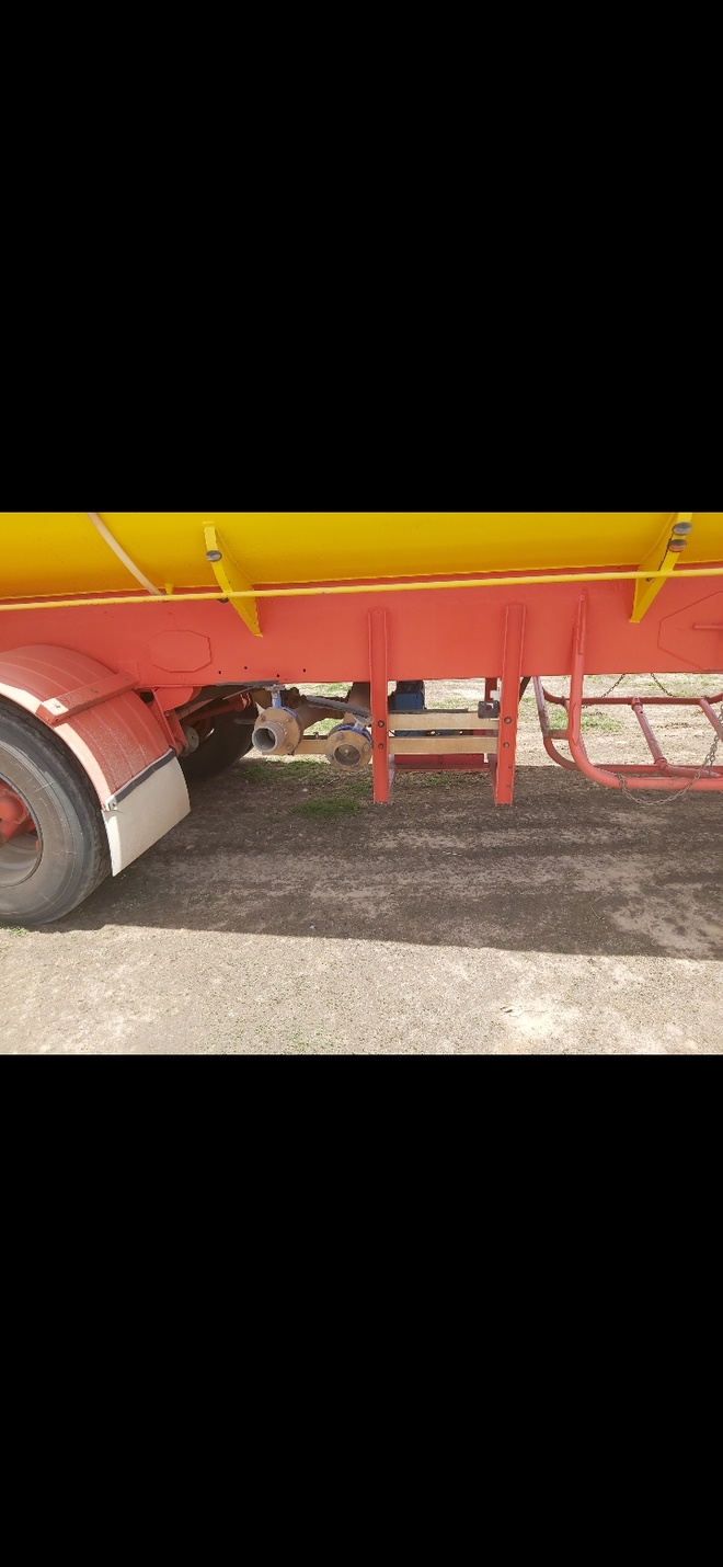 25000L steel water tanker 