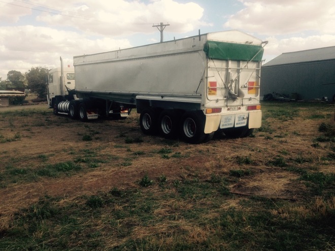 VOLVO F12 Truck & Alum Grain Tub  No GST on this