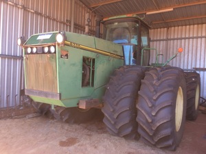 John Deere 8770
