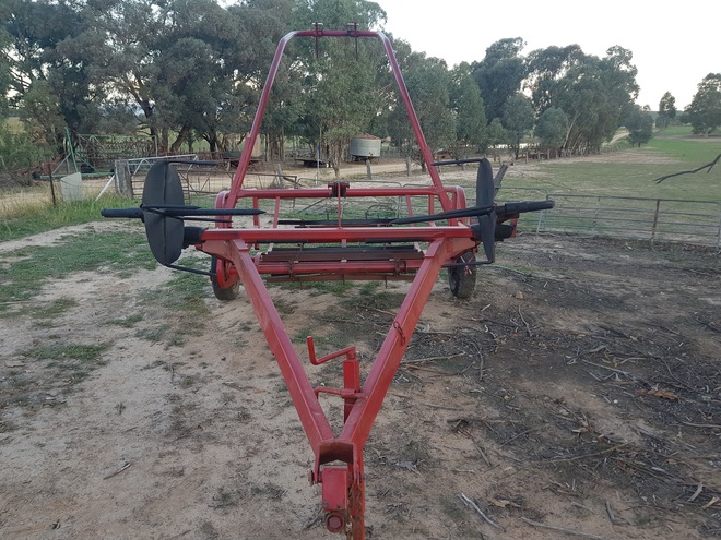 Stevens Round Bale Feedout Cart 
