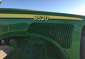 2005 John Deere 8520 Tractor