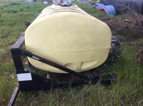 3pl Front tank 2000lt 