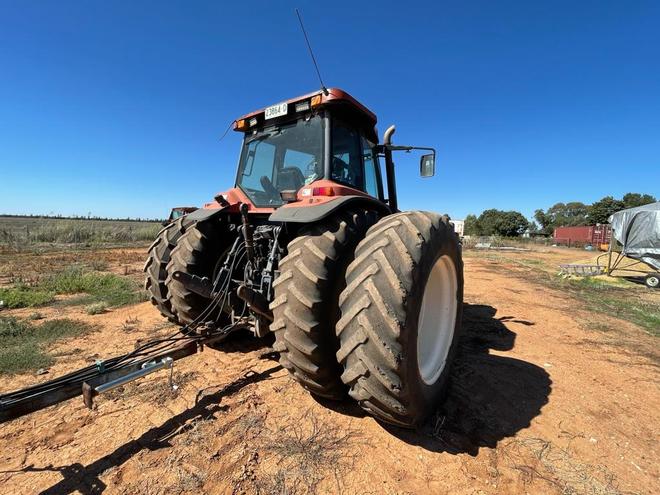 (A130) - Fiat G240 Tractor