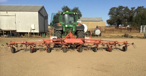 Kuhn Tedder Rake