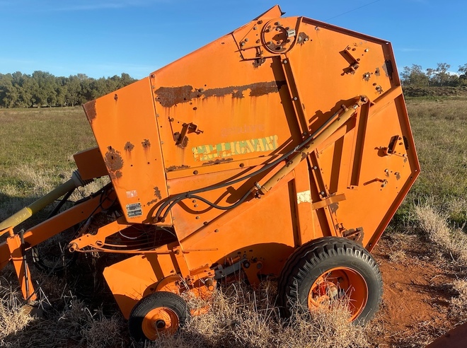 Gallignani 9150 Round Baler