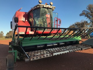 2002 Massey Ferguson 8780 XP Header & Fronts