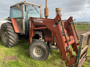 Massey Ferguson 2675 Tractor with FEL