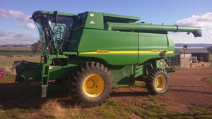 John Deere 9650 STS Header with 930D Front
