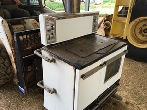 Everhot Wetback Slow Combustion Stove - 2% Buyers Premium on all Lots