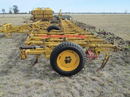 WANTED 30ft Connor Shea Scari Seeder Bar