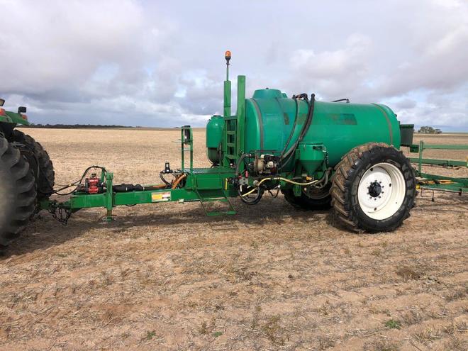 2008 Goldacres Sprayer