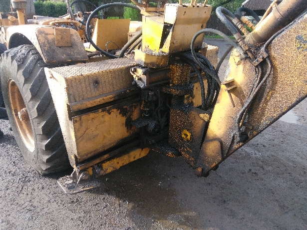 Chamberlain Backhoe