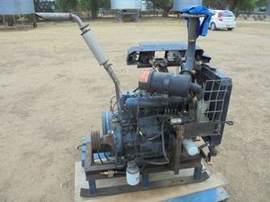  - Kubota 4 Cylinder Motor - 