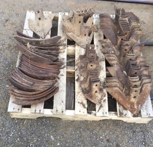 Pallet of Assorted Chisel points for sale