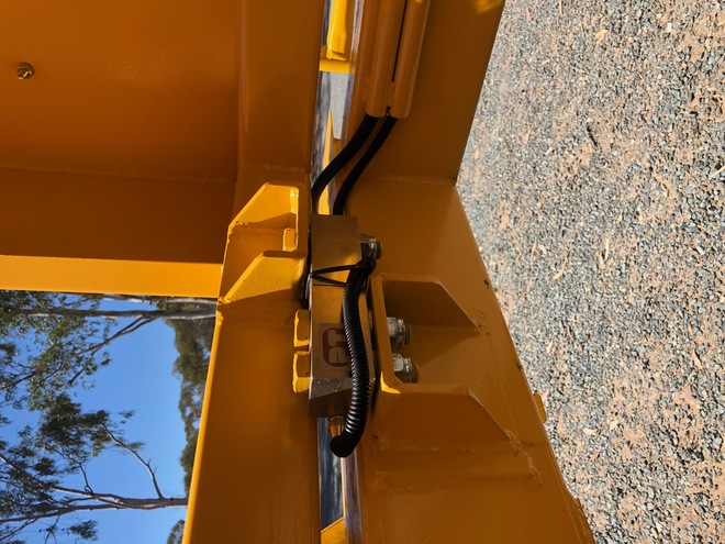 MP EZY FEEDER 40/50 & 70 BAG TRAILER