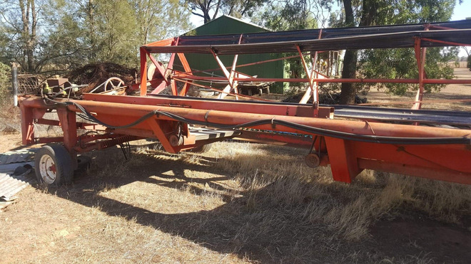 Windrower Macdon Priaremac