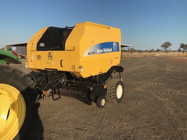 2012 New Holland BR7060 Round Baler