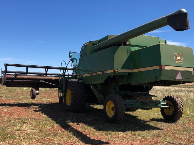 1997 John Deere 9600 Header & Front