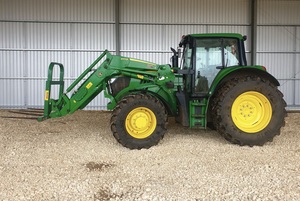 2016 John Deere 6140M Tractor with FEL Bucket and Forks