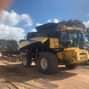 2009 New Holland CR9080 Header