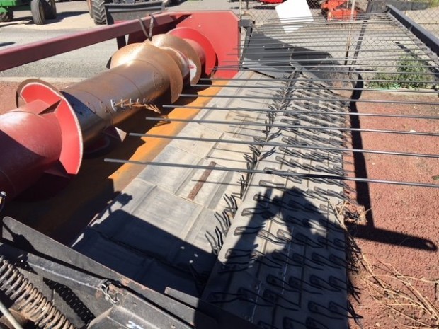 2002 Phillips Canola Pick Up front Header Front