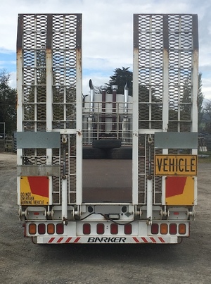 2004 Barker 45FT 6Inch Drop Deck Trailer For Sale w Ramps