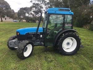 New Holland TN 90F Tractor